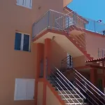 D&a