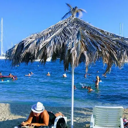 Διαμέρισμα D&a